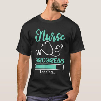Sjuksköterska under utbildning Laddar utbildning S T Shirt