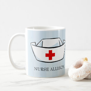 Sjuksköterskagillande tillfogar namn kaffemugg