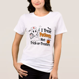 Sjuksköterske-spöke Halloween Bus eller Behandla T Shirt