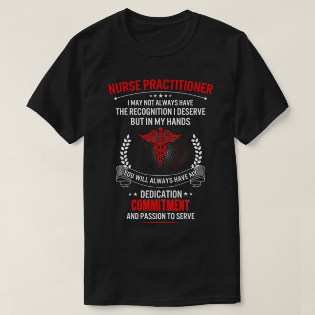 Sjuksköterskeassistent som assisterar mitt Händer  T Shirt (Design framsida)