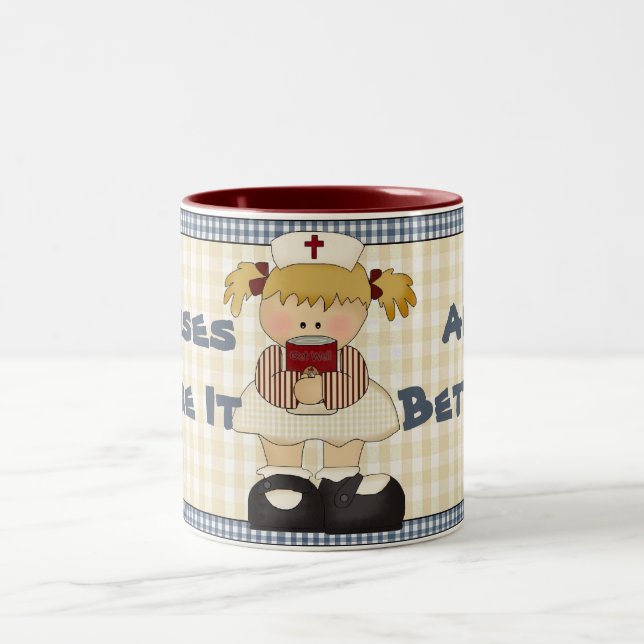 Sjuksköterskor gör allt bättre kaffe Mugg (Center)