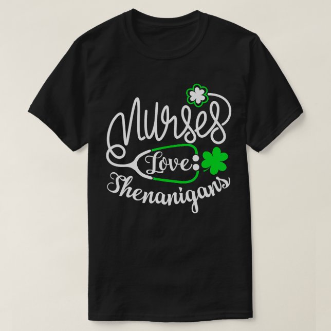 Sjuksköterskor Love Shenanigans Nurse Funny St Pat T Shirt (Design framsida)