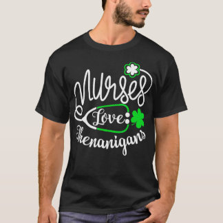 Sjuksköterskor Love Shenanigans Nurse Funny St Pat T Shirt