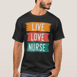Sjukvårdspersonal i kärlek Cns Kliniska data T Shirt
