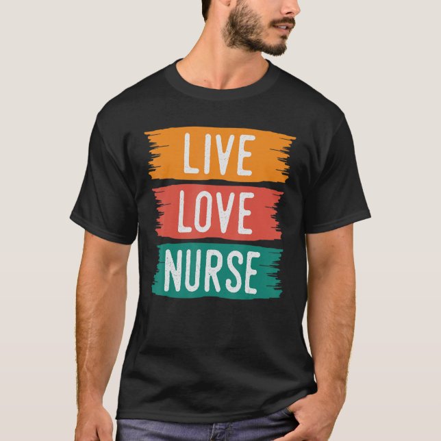 Sjukvårdspersonal i kärlek Cns Kliniska data T Shirt (Framsida)