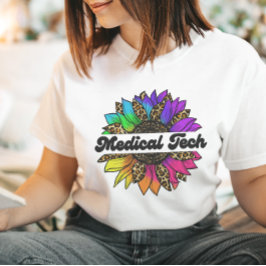 Sjukvårdspersonal Regnbågssolrosor T Shirt