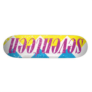 Sjutton Logo-Lila Skateboard Bräda 19,5 Cm