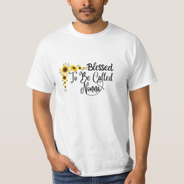 Ska kallas Nonna Mamma Day Solros T Shirt (Framsida)