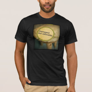 Skadad men bedårande t shirt