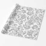 Skador för metallisk Silver & vit Vintage Presentpapper<br><div class="desc">Elegant,  glänsande metalliska silver-toner (detta är en bild,  inte silver),  dämpar vintagens blommigt över vit bakgrund som du kan ändra genom att ändra Zazzle-formgivningens bakgrund färg. Kontakta designern om du behöver hjälp med att anpassa produkten. Anpassningsbarna för Zazzle- produkter är alltid gratis på ArtonWear. Coolans julomslutning papper.</div>