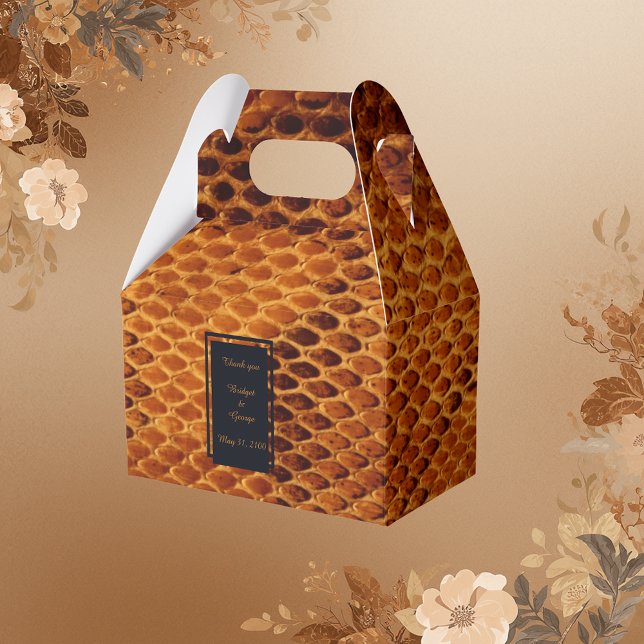 Skal av lyxnos i vild bröllop presentaskar (Skapare uppladdad)