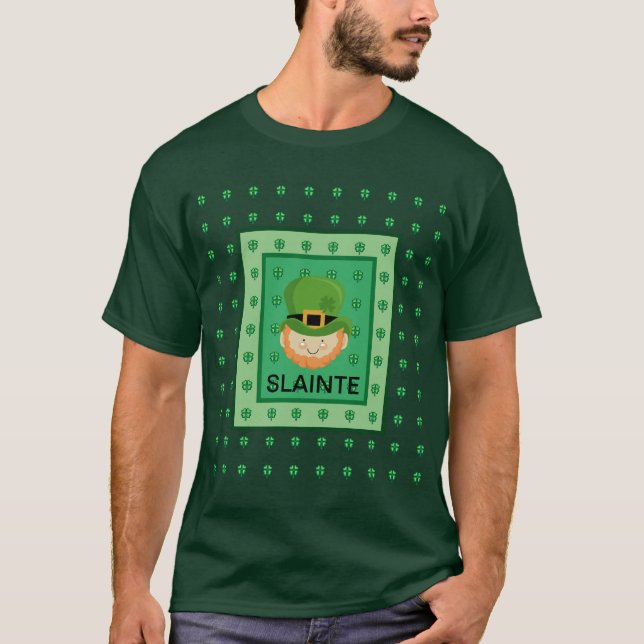 Skål för Leprechaun och shamrockar T Shirt (Framsida)