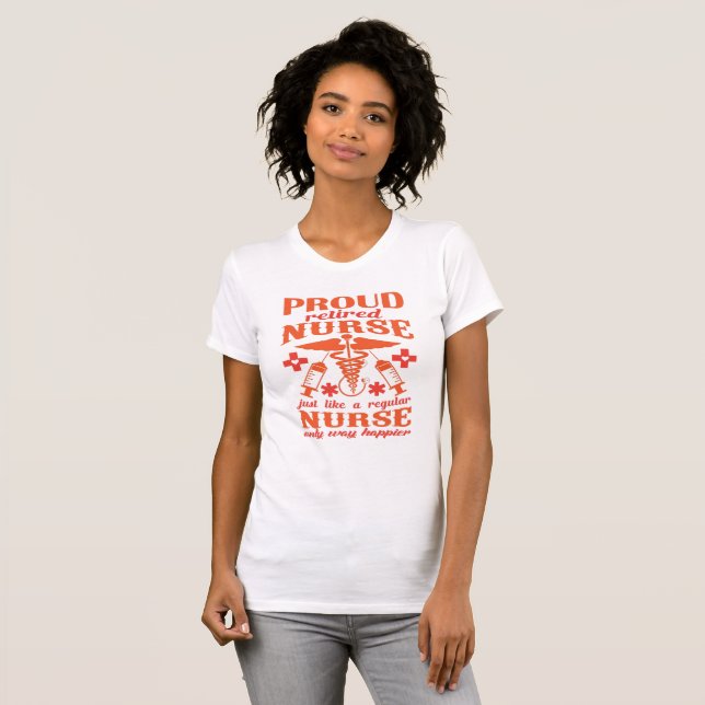 Skål för pensionerad sjuksköterska t-shirt. t shirt (Hel framsida)