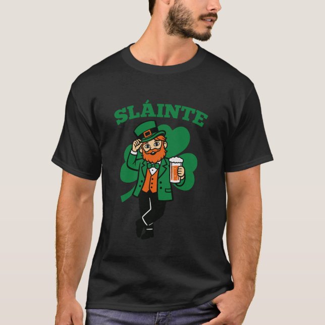 Skål Irländsk Rolig St. Patricks Dag Drickande 201 T Shirt (Framsida)