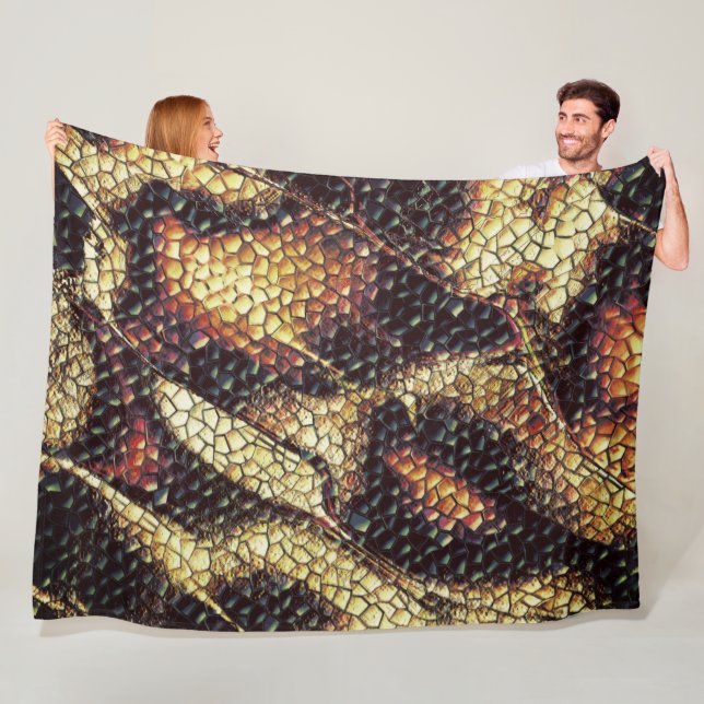 Skal med gulaktiga och mörk? fleecefilt (På plats)