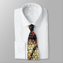 Skal med gulaktiga och mörk? slips