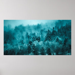 SKALLÅG FOKUSFOTO AV GRÖNT TRÄD UNDER DAGEN POSTER