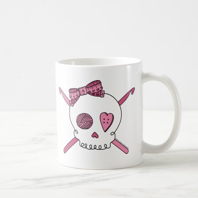 Skallen & virkningen hakar (rosor) kaffemugg (Höger)
