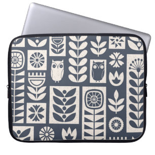 Skandinavisk Blommigt: Vit, blå, minimalistisk. Laptop Fodral