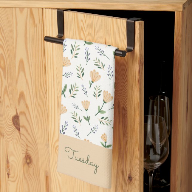 Skandinavisk blomsterdag i veckan kökshandduk (Thirds Fold)