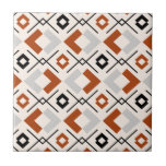 Skandinavisk bränd orange grått och beige geometri kakelplatta<br><div class="desc">Bränd orange grått och beige geometric mönster</div>