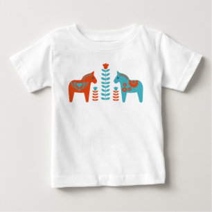 Skandinavisk folkart Dala Horses and Flowers T Shirt