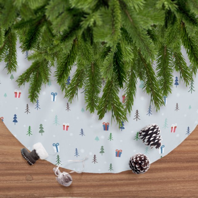 Skandinavisk julskog med snö julgransmatta borstad polyester (Elegant icy blue Scandinavian fir forest Christmas tree skirt)