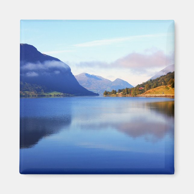 Skandinavisk skönhet magnet (Framsidan)