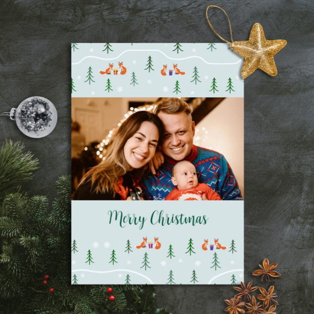 Skandinaviska julrävar i skogsfoto julkort (Elegant Scandinavian Photo Christmas card with your photo and text featuring fox in forest)