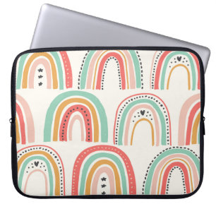 Skandinaviska regnbågar: Naive Art Mönster. Laptop Fodral