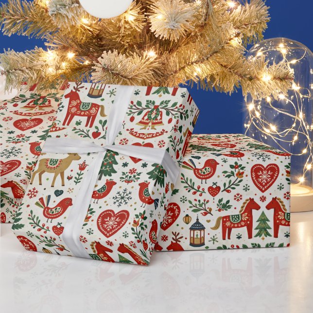 Skandinaviskt rött och grönt julmönster i allmoges presentpapper (Helgdagar)