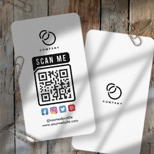 Skanna Mig QR-kod Sociala Medier Logo Modern Enkel Visitkort