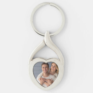 Skapa din egen anpassade bild för par twisted heart silverfärgad nyckelring