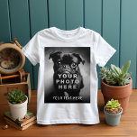 Skapa din egen enkla text för ett foto och en Anpa T Shirt<br><div class="desc">Skapa din egen enkla,  moderna t-shirt med ett enda foto och din anpassningsbar text. Om du behöver hjälp med att anpassa det här,  meddela mig med hjälp av knappen nedan så kommer jag att vara lycklig för att hjälpa till.</div>