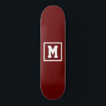 Skapa din egen monogrammall röd och vit mini skateboard bräda 18,5 cm<br><div class="desc">Skapa din egen monogrammall Röd och vit skateboard. Lägg enkelt till startvärdet för monogram i vit färg i mörkens bakgrund. Välj däckstyp på Alternativ-menyn.</div>