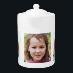 Skapa din egen Personlig 3-fotoTekanna<br><div class="desc">Fyrkantiga bilder av familjen eller barnen på tekannan. Roligt mugg under jul,  Thanksgiving eller födelsedagar</div>