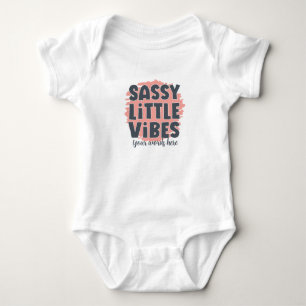 Skapa din egen sassy Little Vibes T Shirt