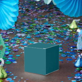 Skapa din egen typiska 2x2x2 Papper Presentaskar