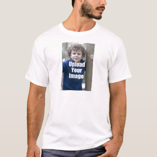 Skapa din egna personligfotomugg från barn t shirt