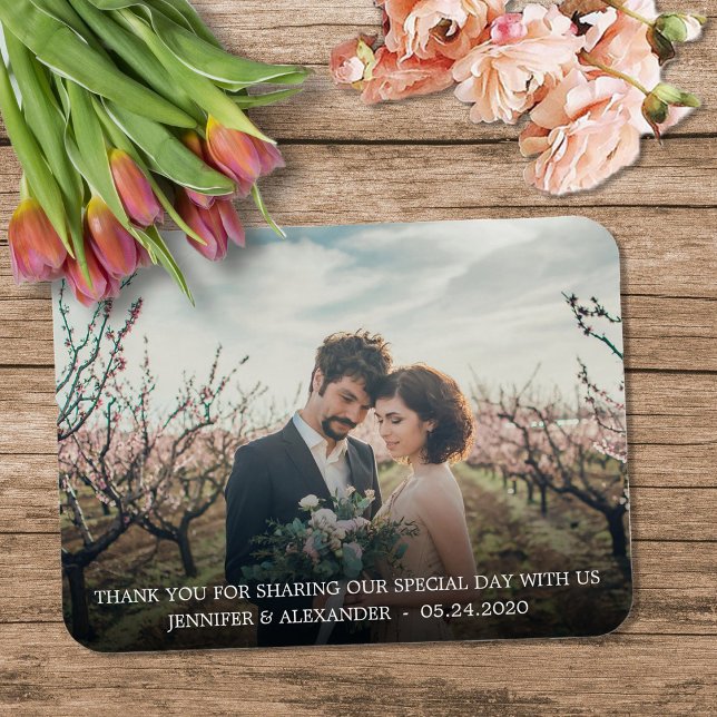 Skapa ditt eget foto Tack bröllop Magnet (Create your own photo Thank you wedding Magnet. You can add your own photo and text.)