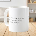Skapa egen offert kaffemugg<br><div class="desc">Skapa din egen anpassningsbar citat mugg. Eleganten har minimal typografi.</div>