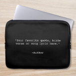 Skapa egen offert laptop fodral<br><div class="desc">Skapa din egen anpassningsbar citat laptop sleeve. Har minimalistisk skrivmaskin-typografi.</div>