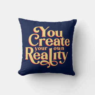Skapa Reality Law of Attraktion Typography Quote Kudde