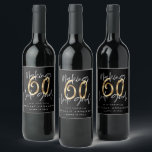 Skapar 60-bra guld födelsedagsfirande vinflaska etikett<br><div class="desc">Skapar 60-brans födelsedagskalender med typografisk personlig guld-effektfödelsedagskalender. Livet börjar vid sextio, visa hur lycklig du ska vara i sextio med den här skjortan, perfekt för en födelsedagsfest eller firande helg bort. Gör det till ett party att minnas med fantastisk eller en idealisk gåva till morsa, pappa, morbror, faster, make, fru,...</div>