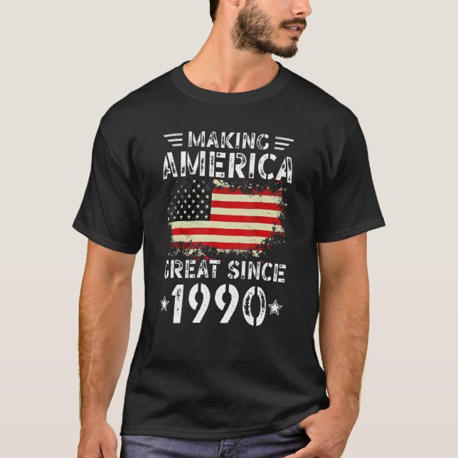 Skapar Amerika Underbart sedan 1990 USA flagga Ret T Shirt (Framsida)