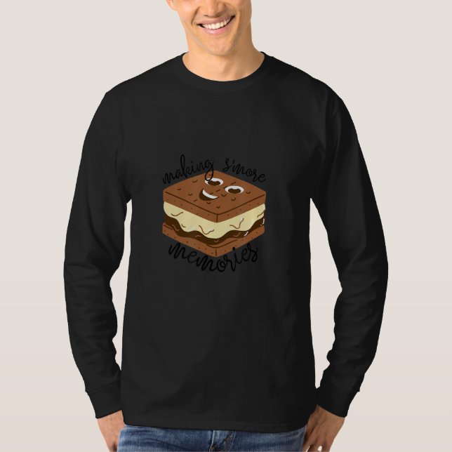 Skapar fler minnen - Smores Camping Marshgallgalla T Shirt (Framsida)