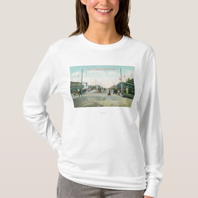 Skåpbil Ness Aveny beskådar ett år efter avfyra av T-shirt (Framsida)