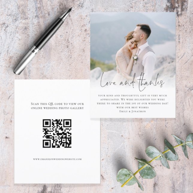Skåpskript QR-kod Foto Bröllop Kärlek Tack (Front and back view. Budget price smaller alternative. Part of large matching wedding collection)