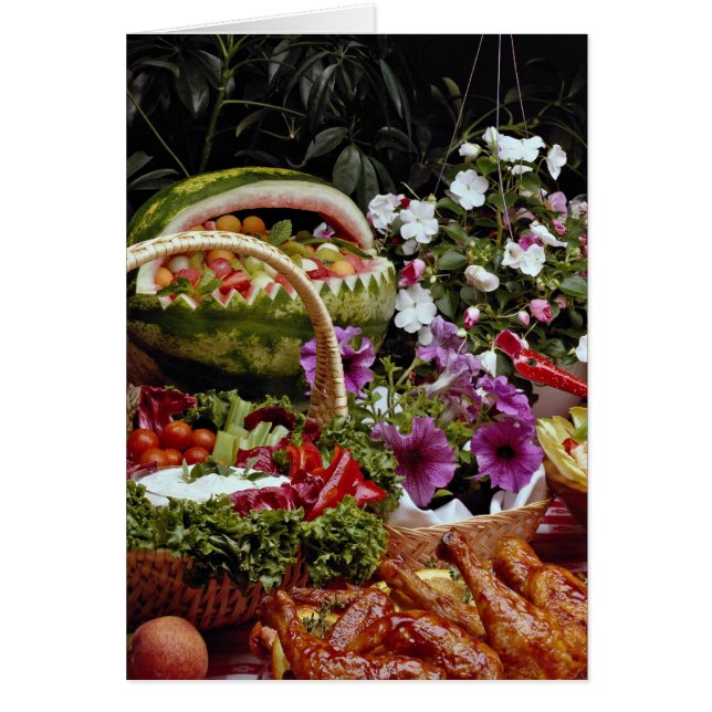 Skär vattenmelonfrukt basket med blommor hälsningskort (Framsidan)