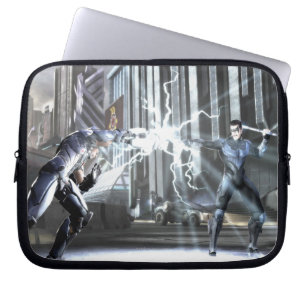 Skärmdump: Cyborg vs Nightwing 4 Laptop Sleeve